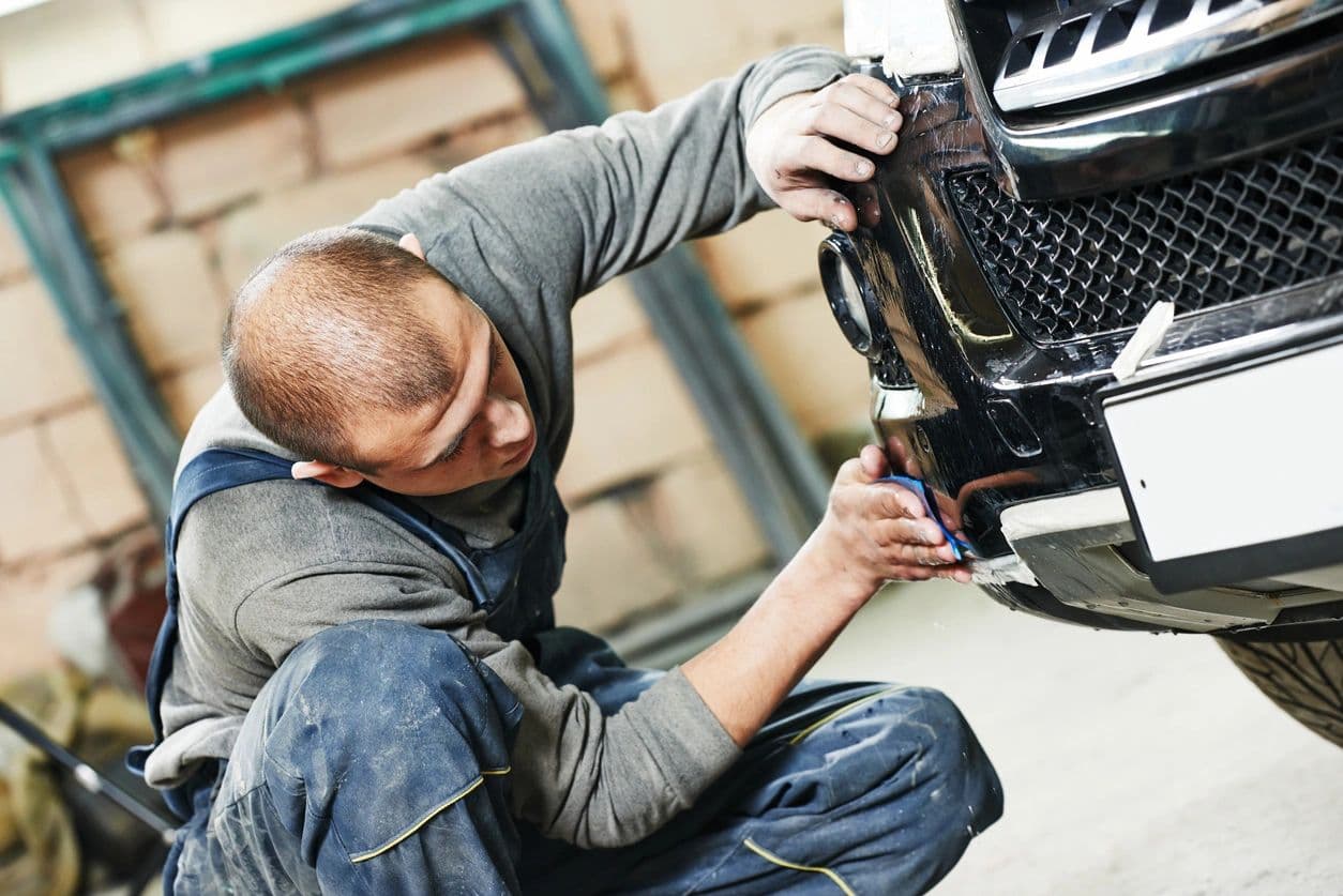 Wie Dellen Reparatur durch Smart Repair Zeit und Geld Spart