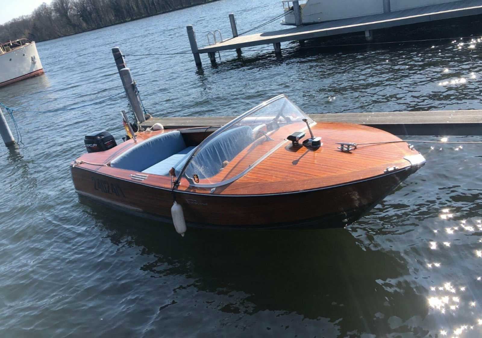Eintauchen in den Zauber des Meeres mit Boot Mieten