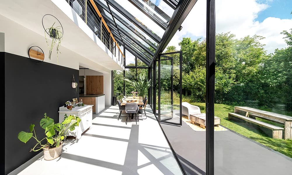 Terrassenüberdachung aus Alu für Sommer und Winter: Ganzjähriger Schutz