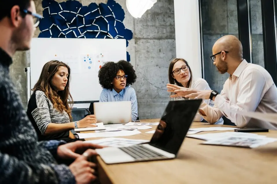 Headhunter Baubranche: Strategien für die erfolgreiche Personalvermittlung in der Bauindustrie