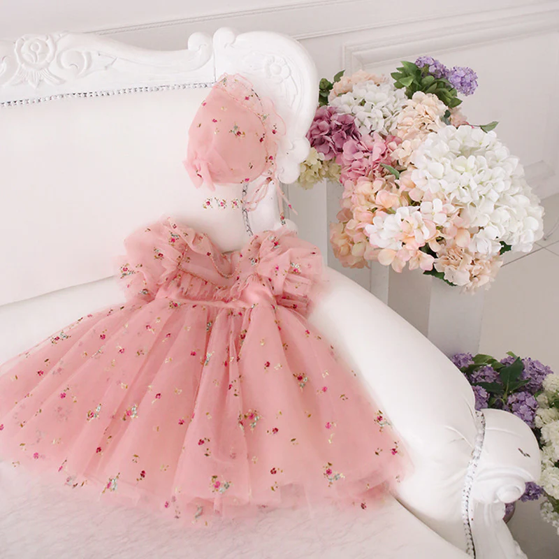 Taufkleid in höchster Qualität – Stilvolle Designs bei Lotte und Noah