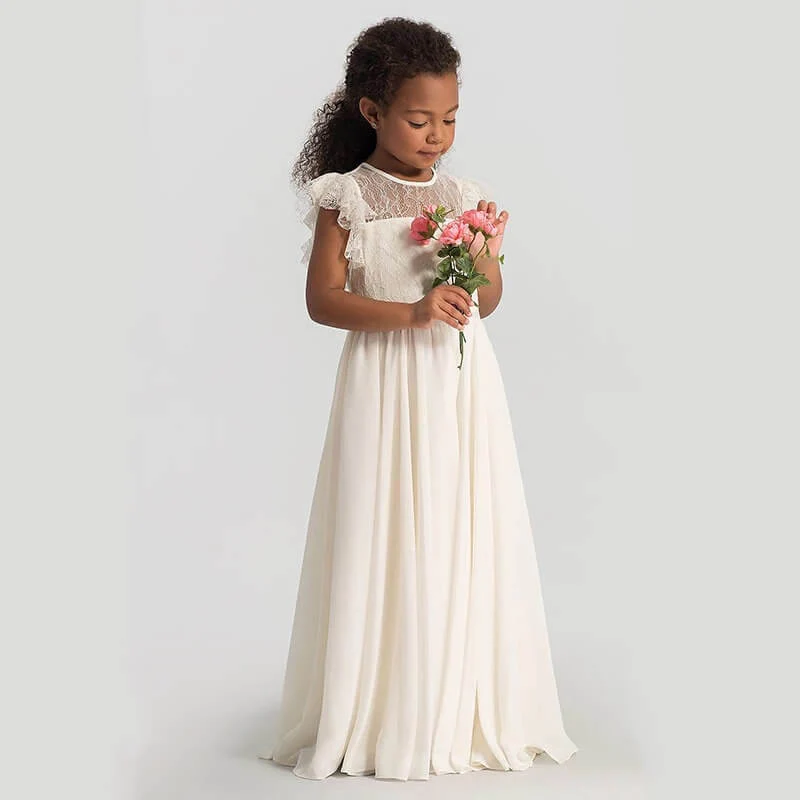 Taufkleid in höchster Qualität – Stilvolle Designs bei Lotte und Noah