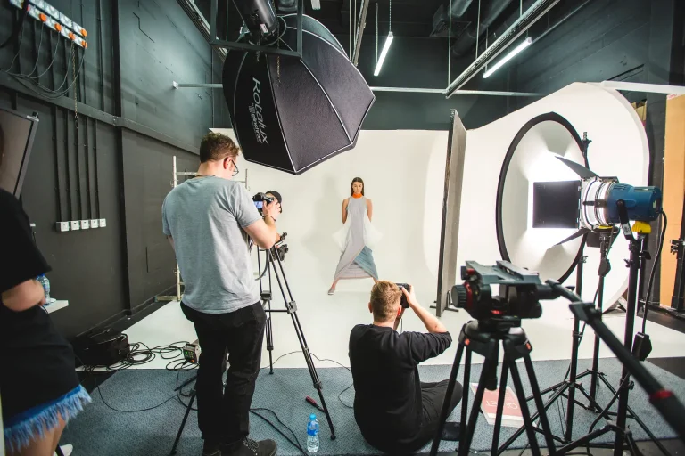 33325042763_02b3ff149a_k