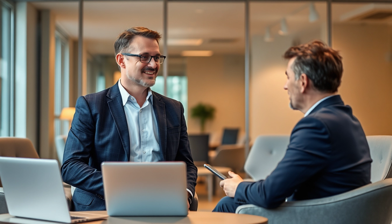 Headhunter Krefeld berät Klienten in modernem Büro.
