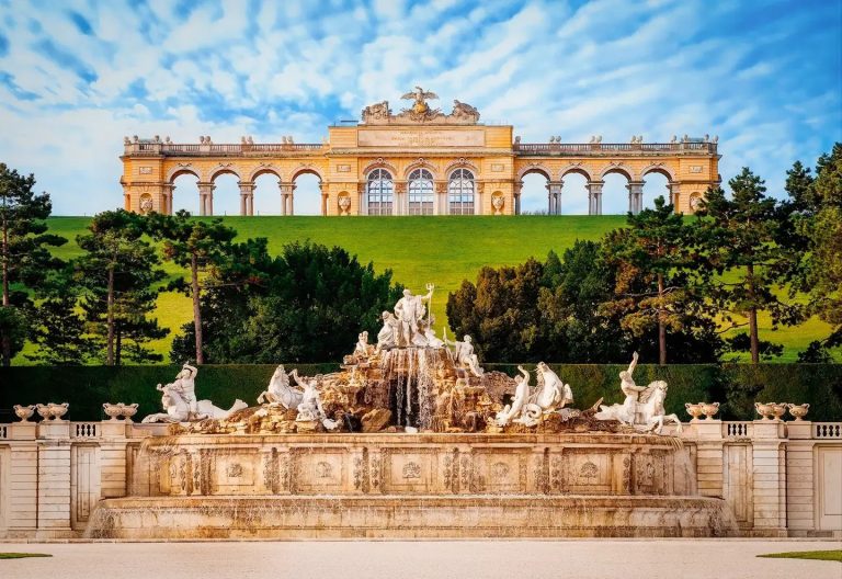 b169ab4b-6097-4c44-b285-b31f4a02d6e3